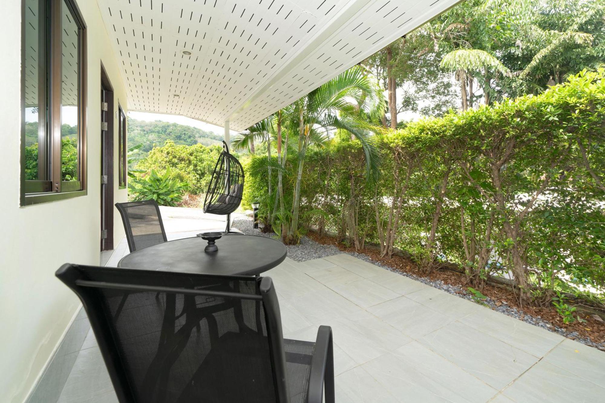 Oxavia Garden Oasis In Nai Harn - Your Private Tropical Garden With 3 Cabins And Jacuzzi Rawai 외부 사진