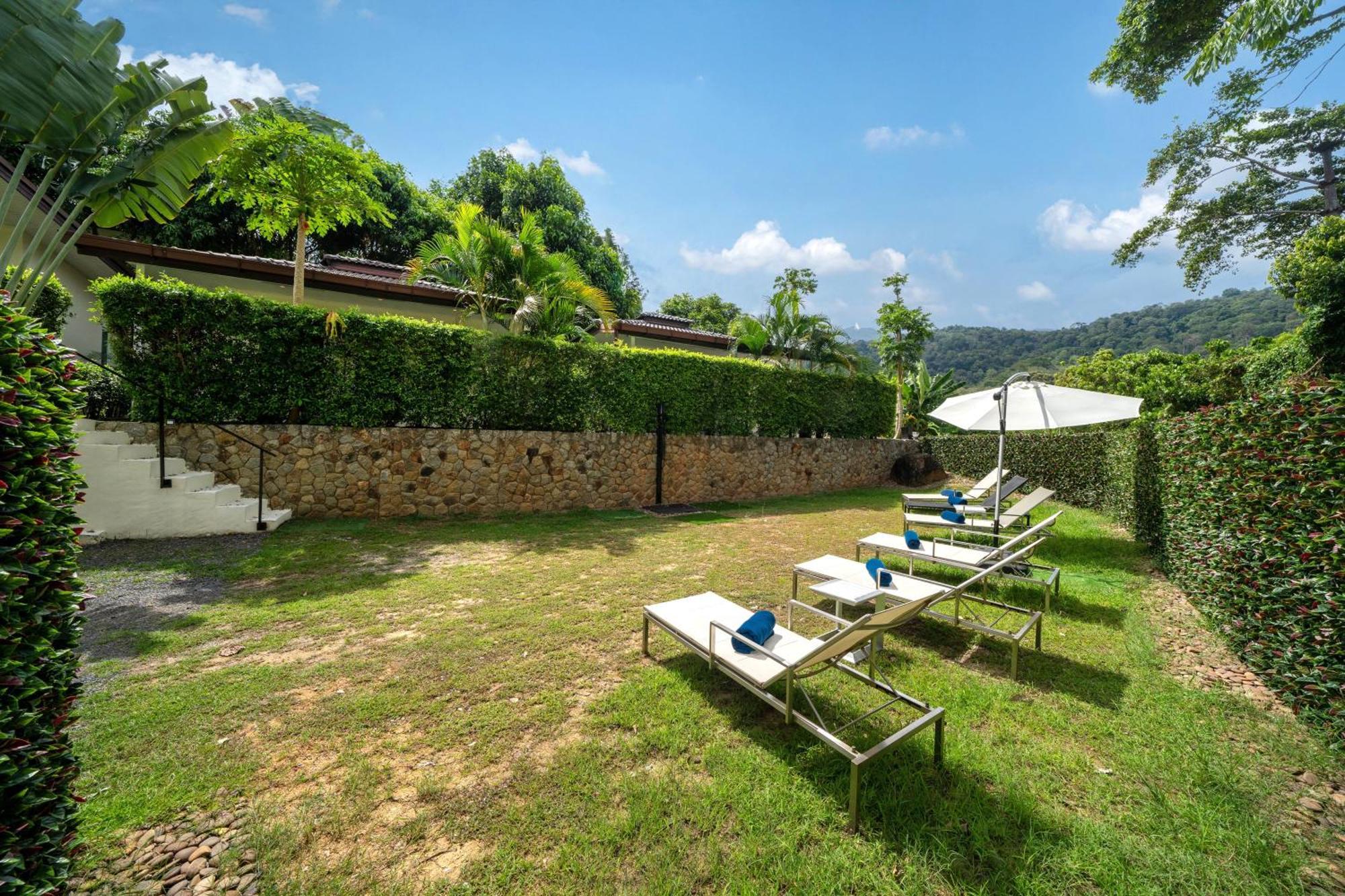 Oxavia Garden Oasis In Nai Harn - Your Private Tropical Garden With 3 Cabins And Jacuzzi Rawai 외부 사진